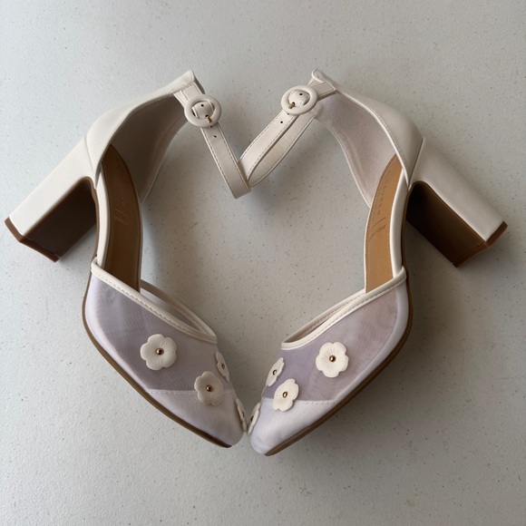 Lauren Conrad HYDRANGEA2 White Petal Block Heels Women's Shoes Size 9.5 WEDDING - Picture 5 of 12